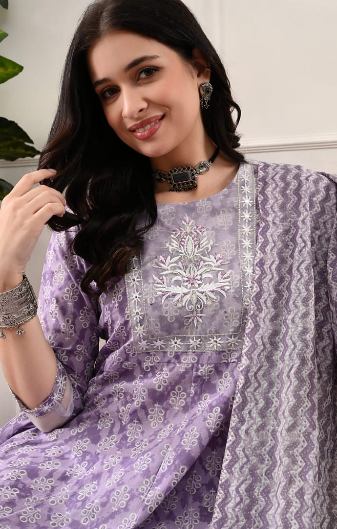 Lavender Printed Cotton Round-Neck Threadwork Anarkali Suit - Image 2